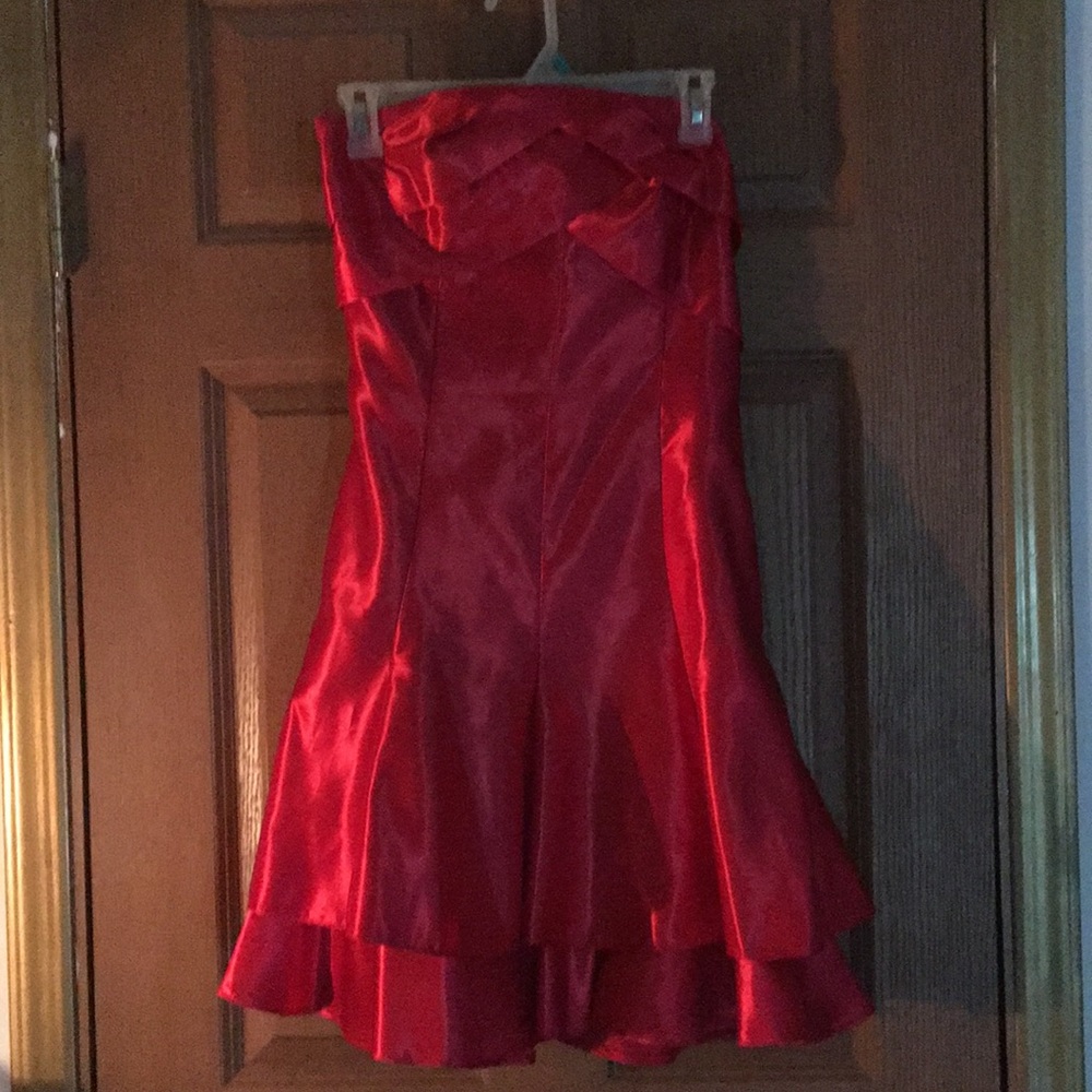 Silky Short Red Dress 💃🏻